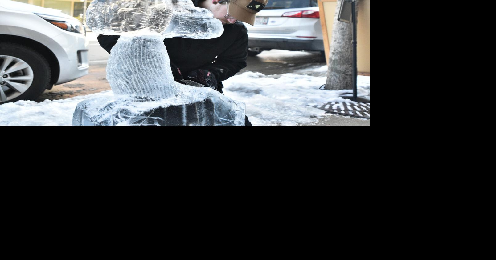 Hearts of ice | Chili Ice Walk takes place Downtown
