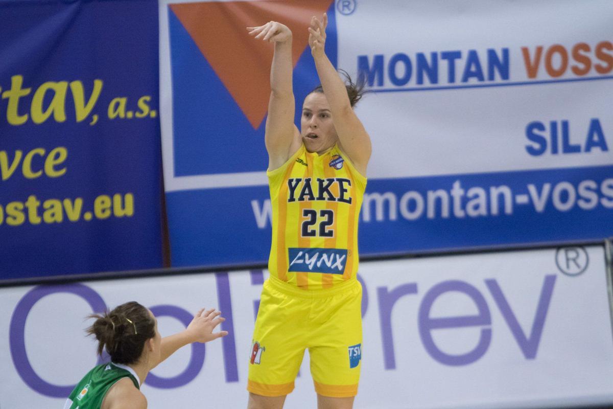 Basketball: Case graduate Logic on top of the world playing in Slovakia
