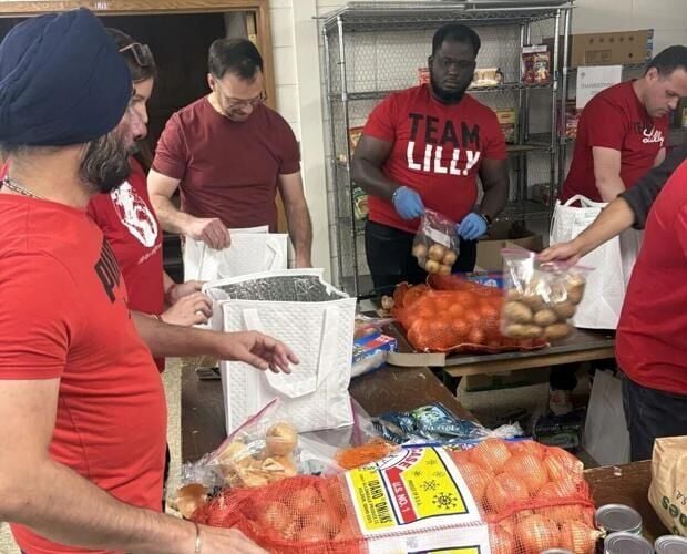 Eli Lilly gives a helping hand to Kenosha-area food pantries