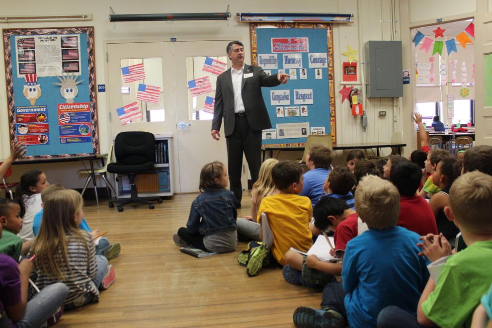 Mayor visits Jefferson Lighthouse Elementary School A+