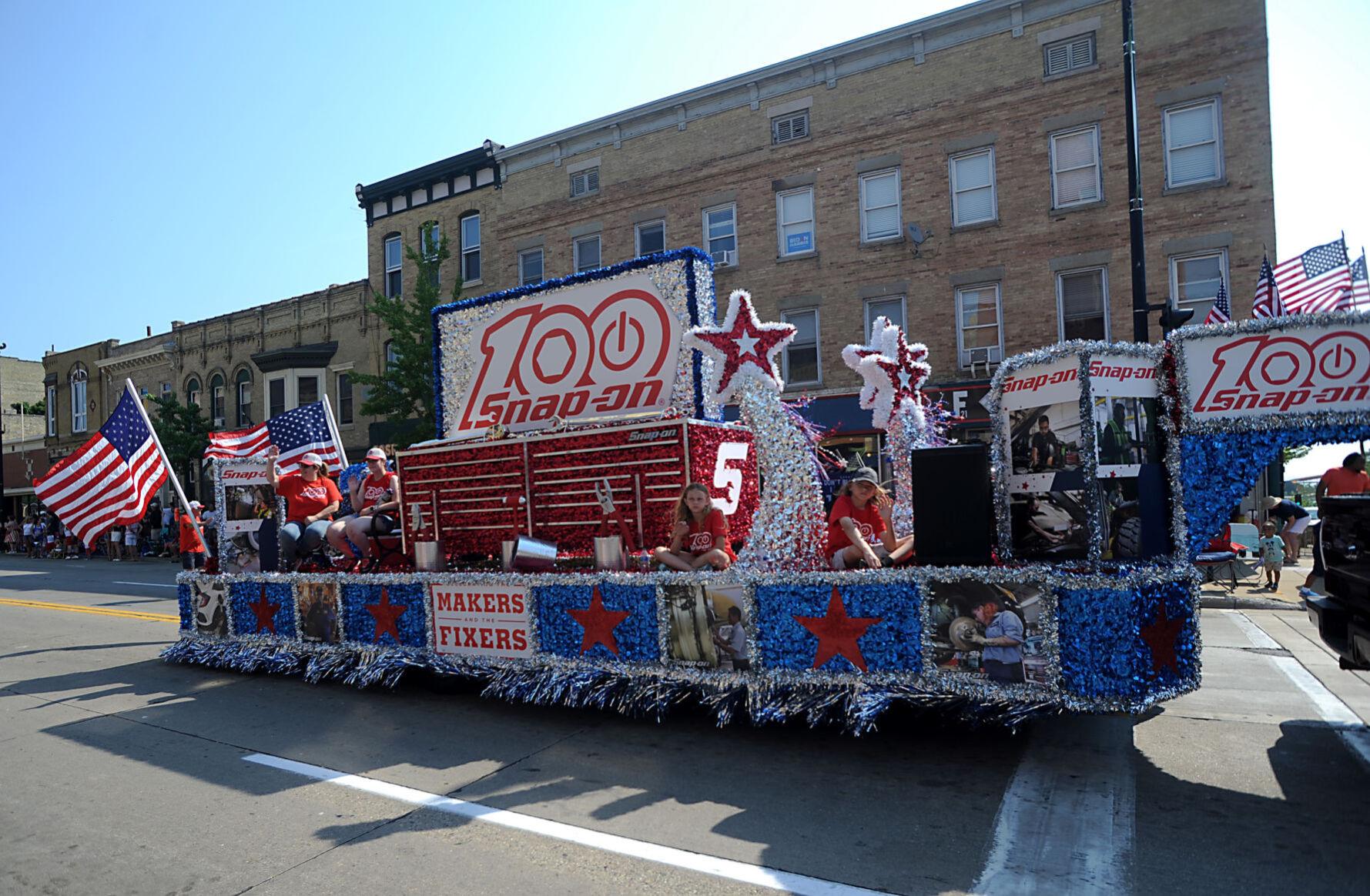 Photo gallery Racine 4th Fest Parade 2025 Local News