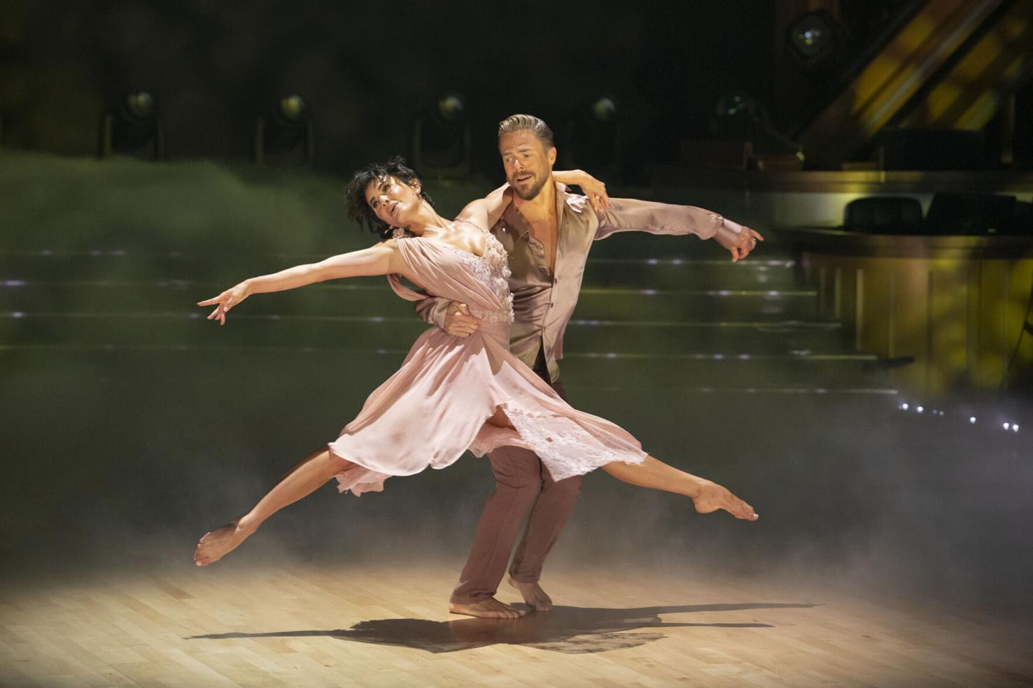 DTWS Danny Amendola a threat to Joey Graziadei on 'Dancing'