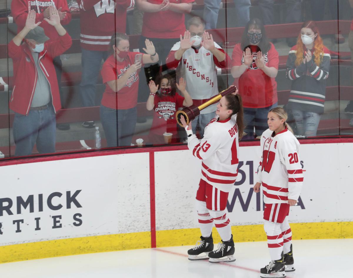 women's hockey photo 10-9