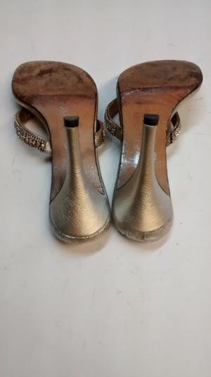 busted heel 2.jpg