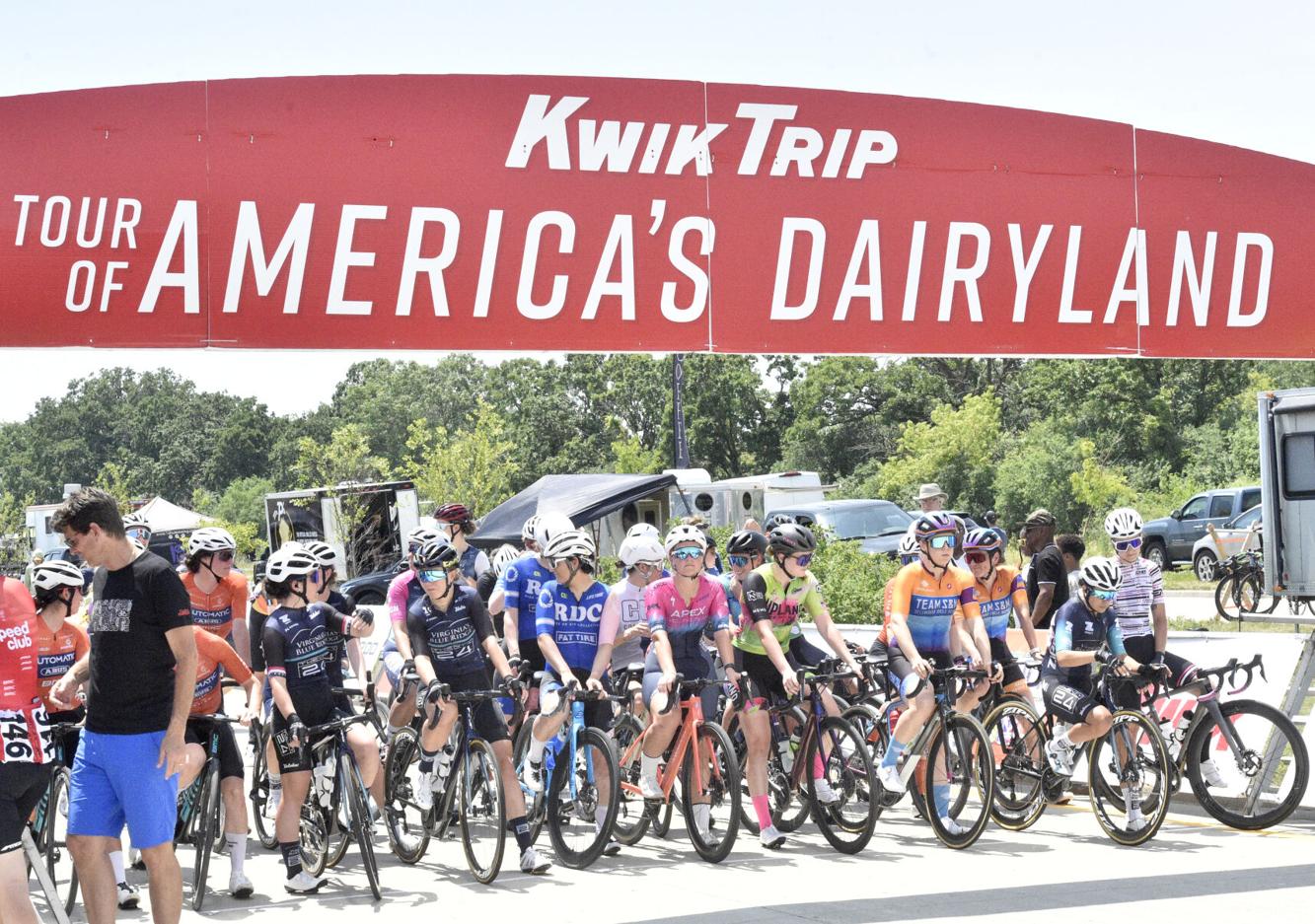 Eight photos of Tour of America's Dairyland Mount Pleasant Momentum