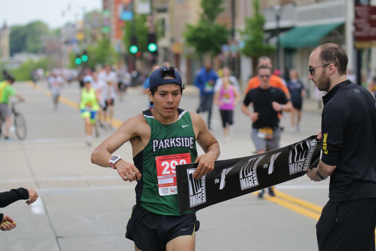 2019 Lighthouse Run After almost missing race, Racine's Garcia wins 10