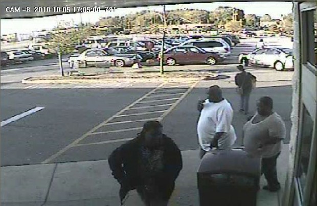 WITH PHOTOS: Police seek credit card fraud suspects in Caledonia