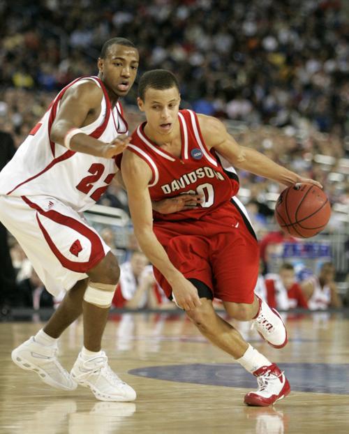 2008 Steph Curry Davidson Take Down Badgers In Sweet 16 State And Regional Journaltimes Com