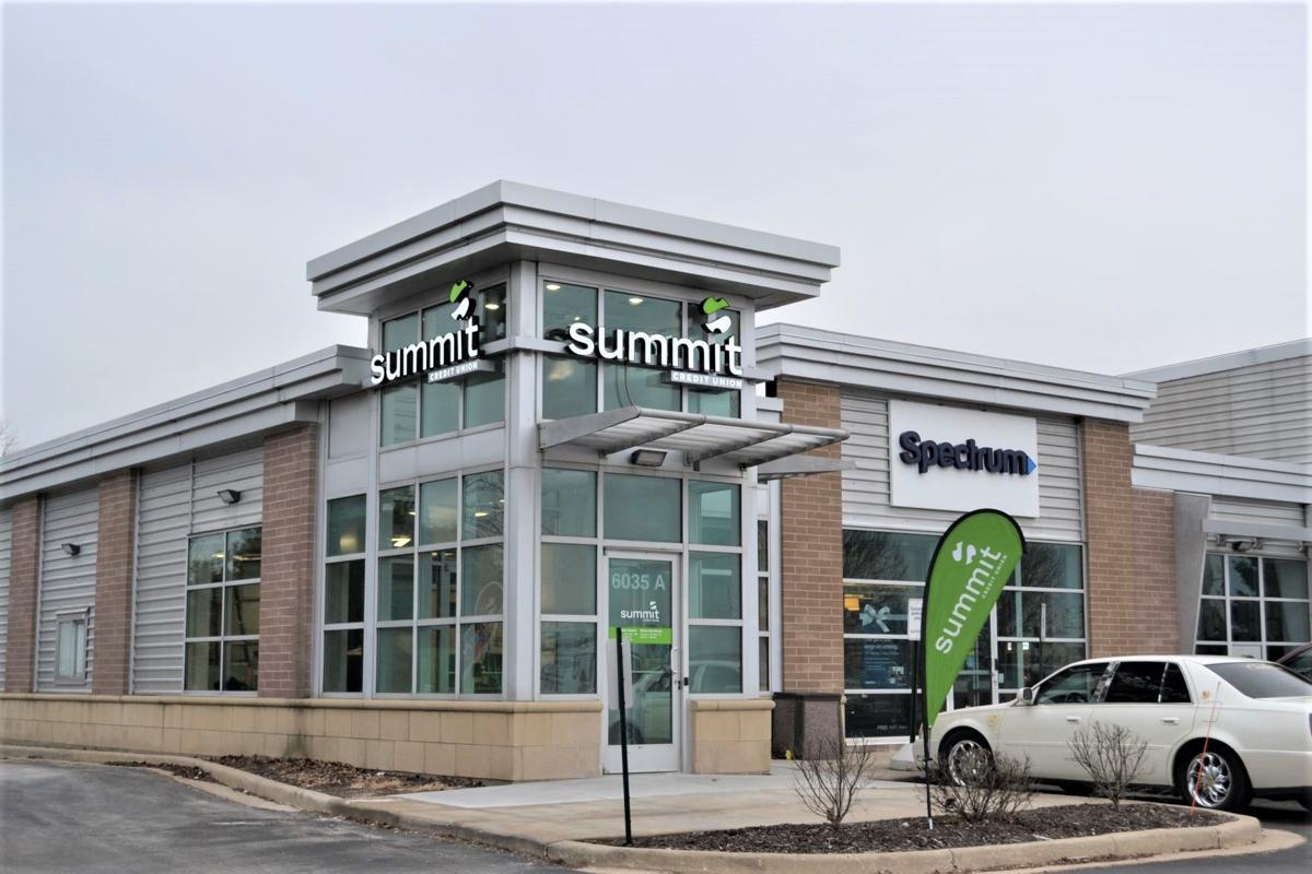 Summit Credit Union opens branch in Mount Pleasant