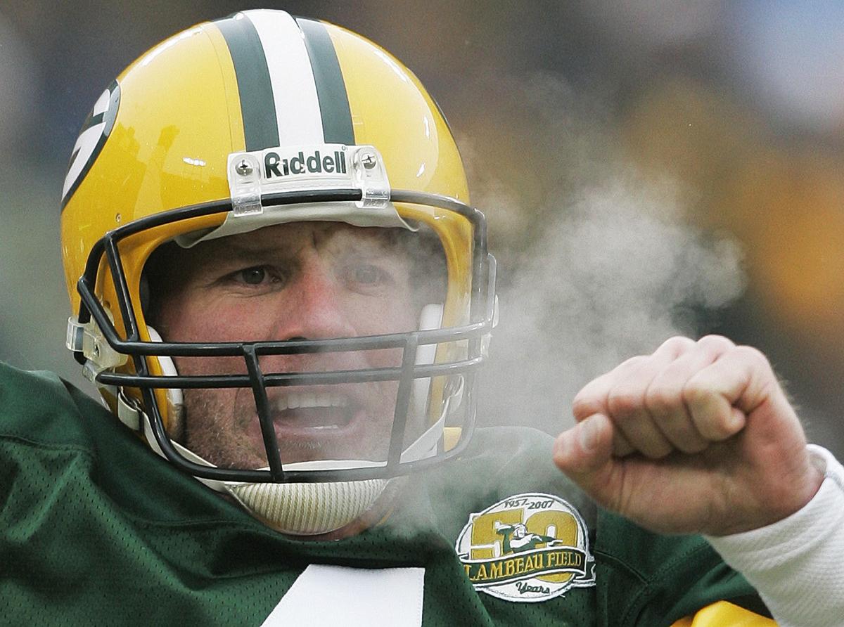 AP Story: Packers Rout Seattle 42-20 In Snowy Lambeau