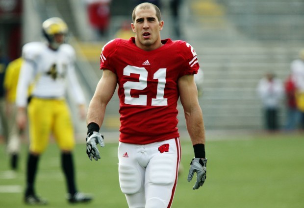 Former Badger Chris Maragos prepares for Super Bowl XLVIII