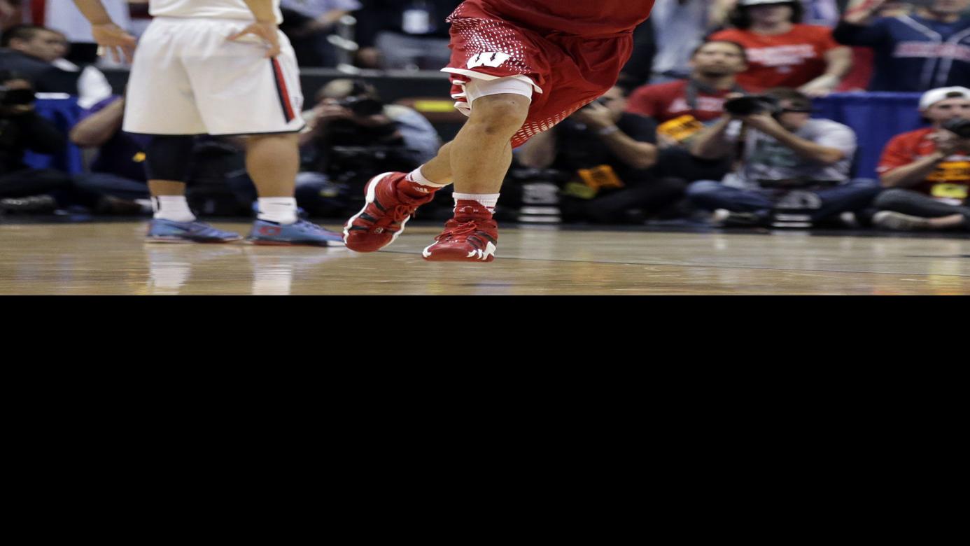 Uw Hoops Former Badger Guard Jackson Happy Still Playing