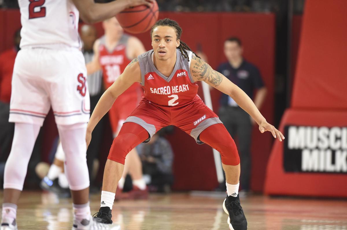 College Basketball Case Graduate Ozier Making An Impact At Sacred