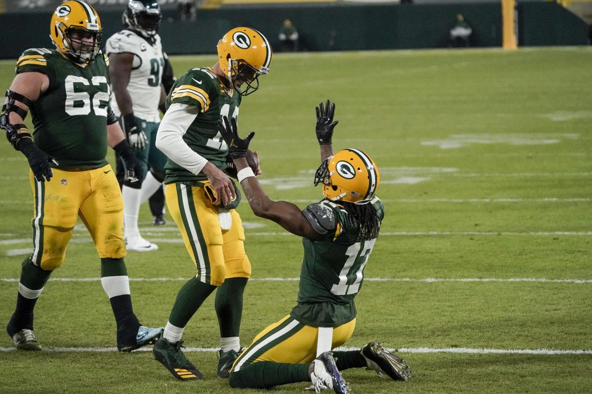 Packers Thanks To Davante Adams Rodgers Better Person Quarterback Journaltimes Com