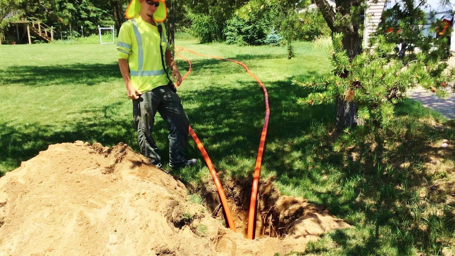 Tony Evers announces $100 million in broadband expansion grants - Vimarsana News