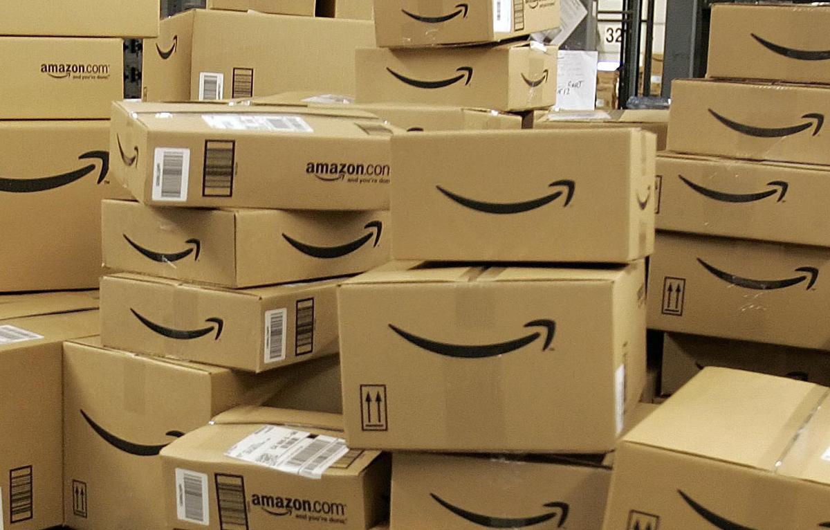 Wedc Oks Tax Credits For Amazon Facility In Oak Creek Will Create 1 500 Jobs Money Journaltimes Com
