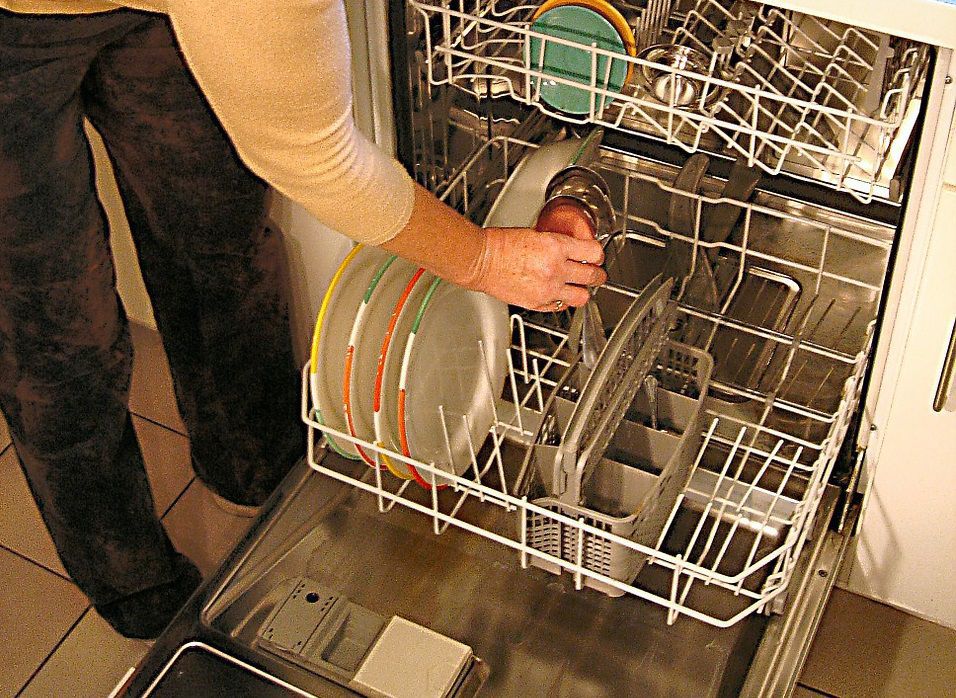 dishwasher top rack dirty