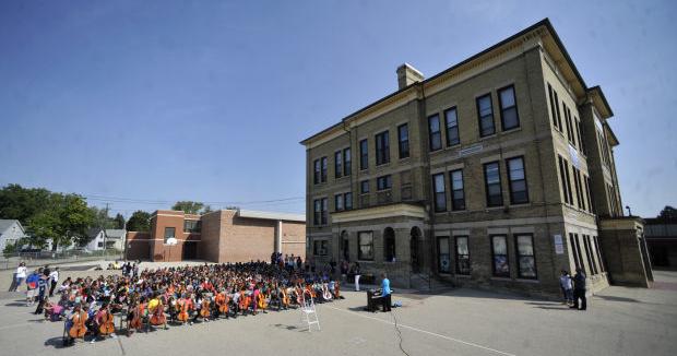Jefferson Lighthouse Program Group wants to rename Jefferson Lighthouse School so it no longer ...