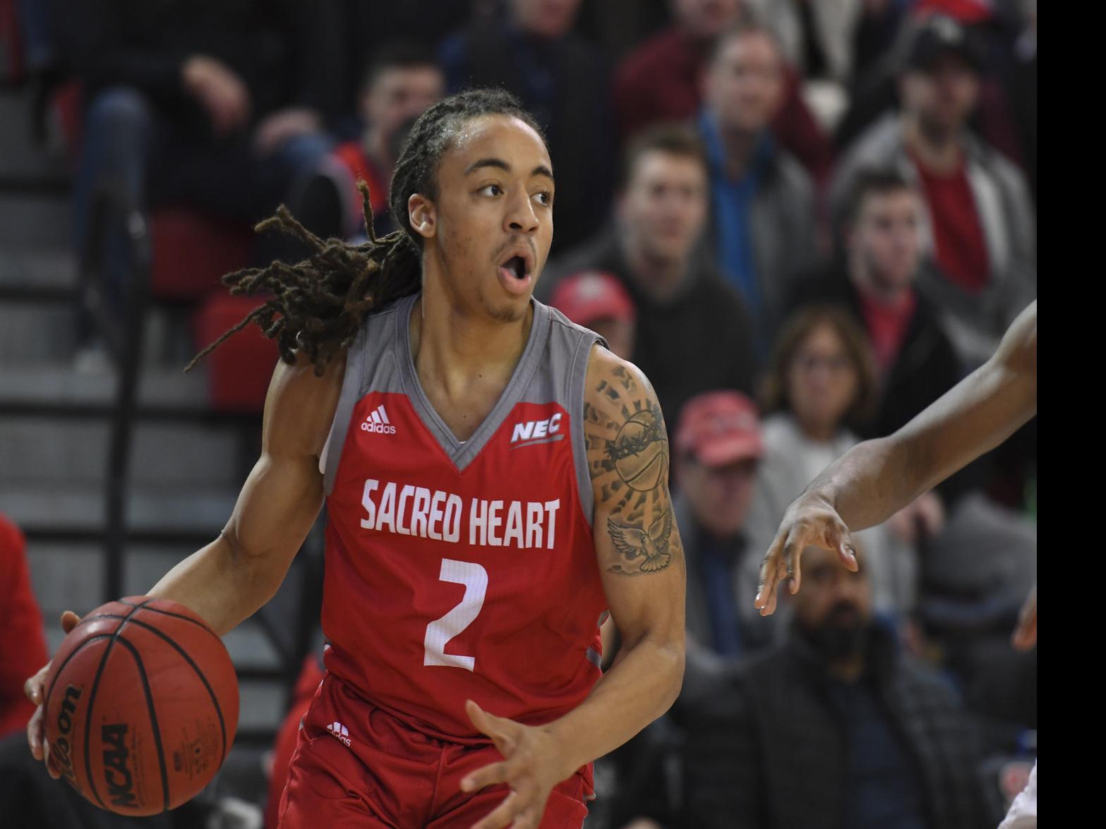 College Basketball Case Graduate Ozier Making An Impact At Sacred