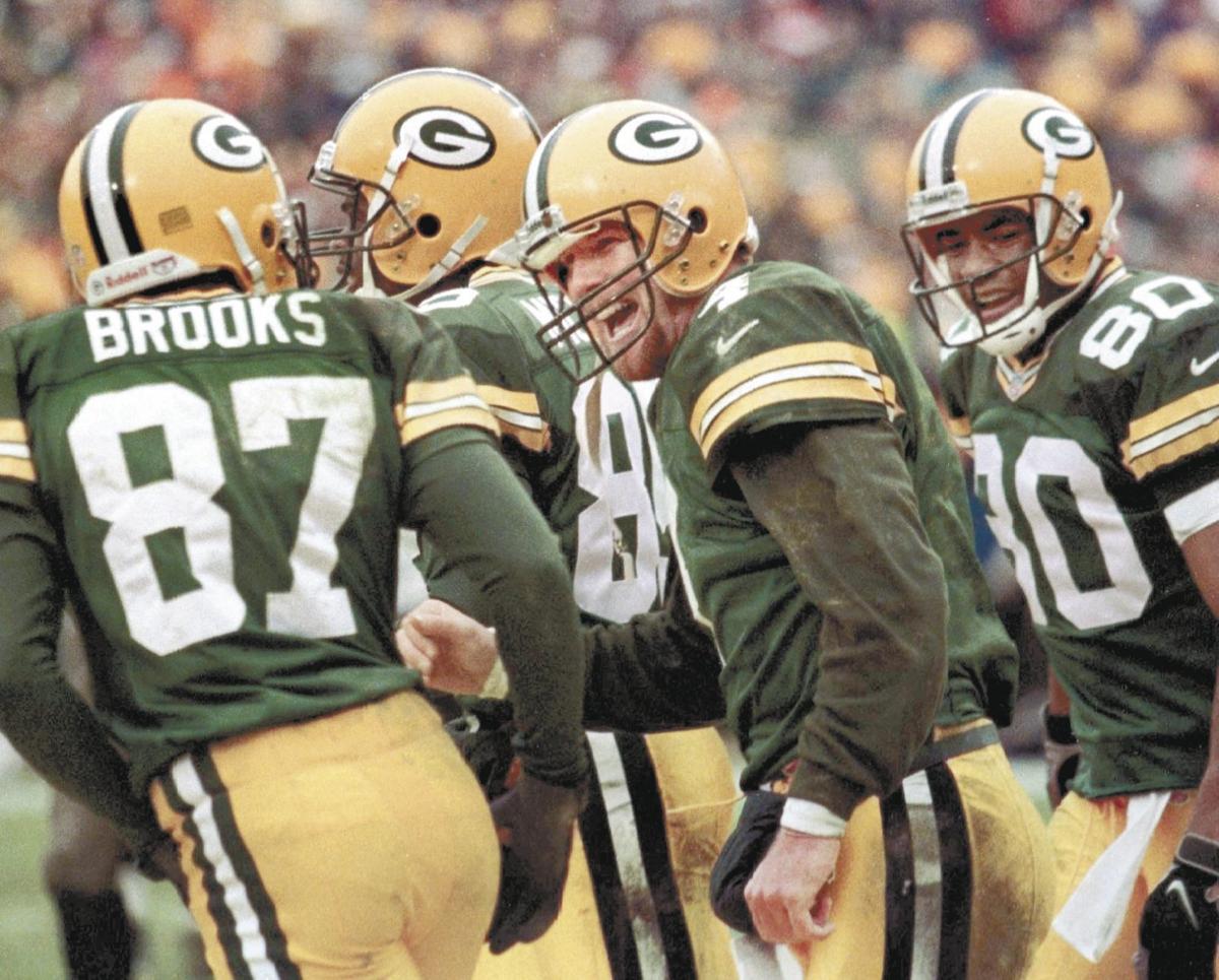 With Videos Body Cam Footage Shows Packer Za Darius Smith Cuffed Put In Squad Car Crime And Courts Journaltimes Com