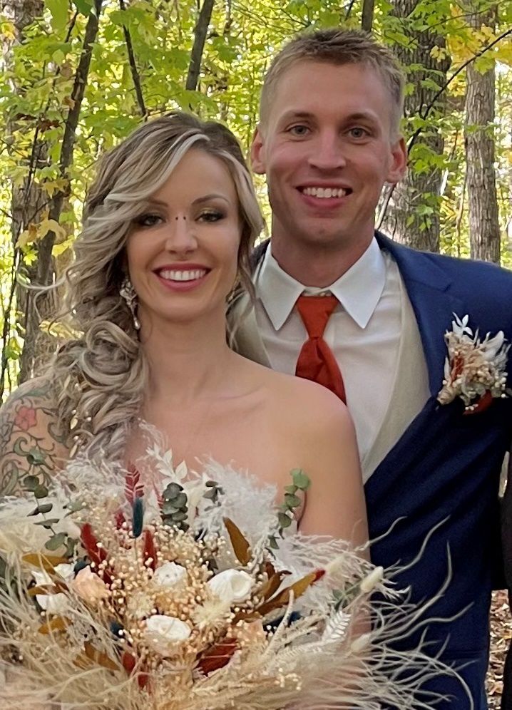 Stacy Klos and Mitchell Dresen