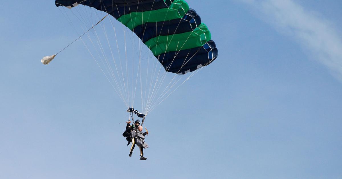 Professional Tennessee Skydiver Dies After Crashing Into Pond in Wisconsin