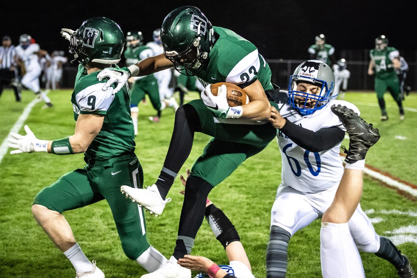 High school football Waterford remains perfect with dominating victory