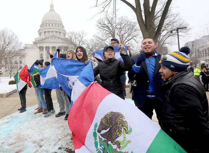 Latinos Rally 12-02182016130023