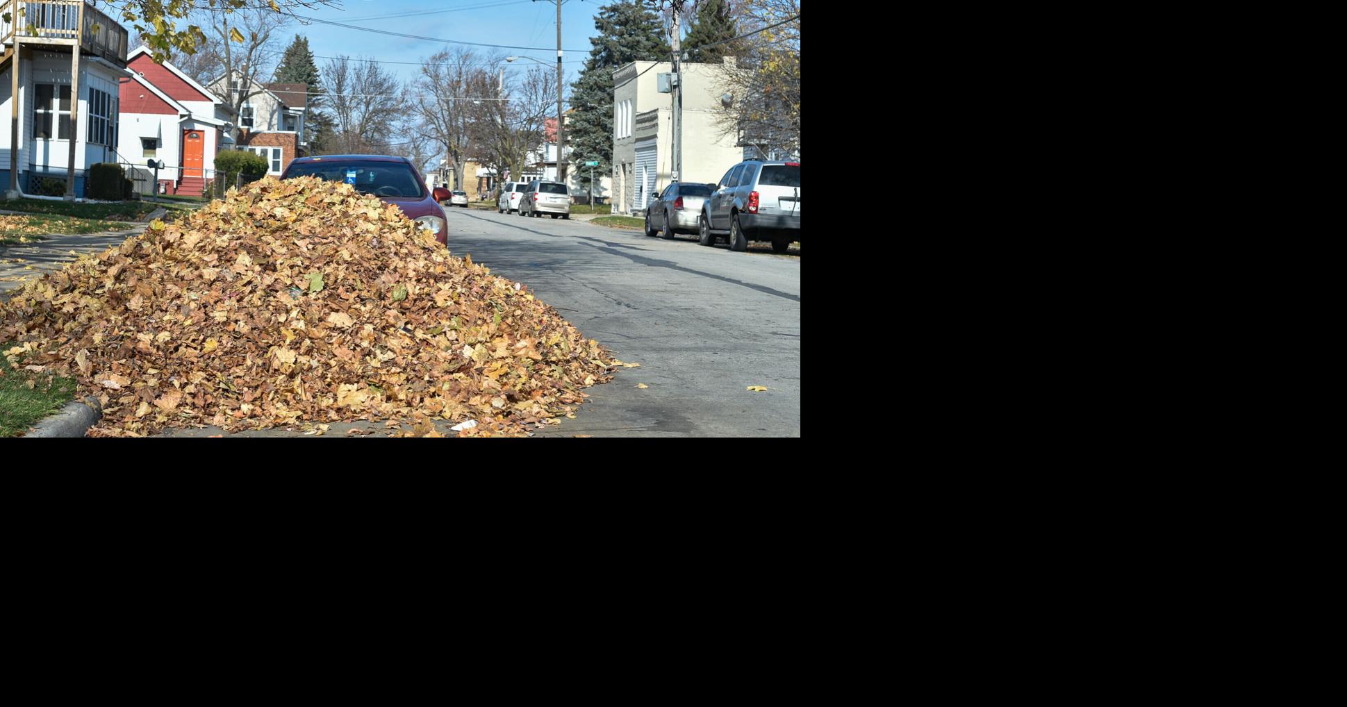 Racine leaf collection several days behind schedule