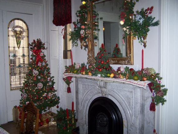 Durkee Mansion decorated