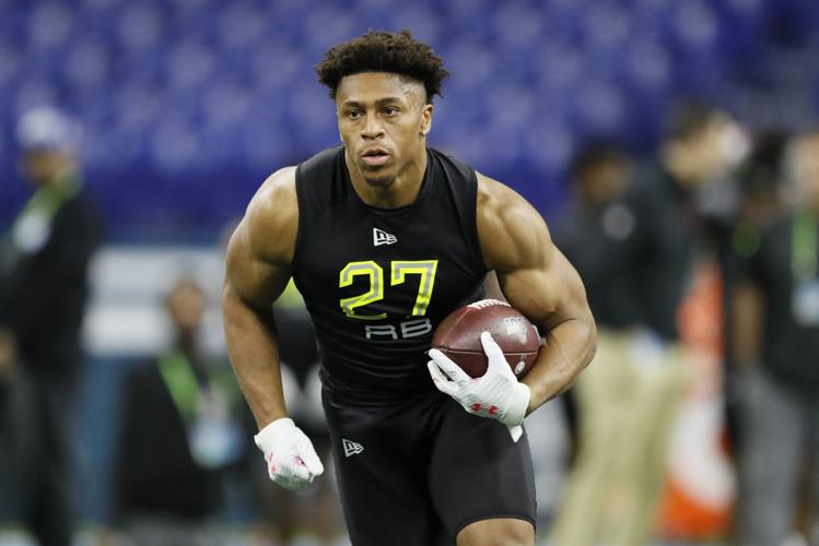 Jonathan Taylor leads all 2020 NFL Combine RBs with 4.39 40