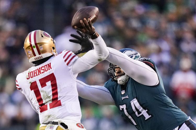 49ers' Trent Williams, Eagles' K'Von Wallace Ejected After Fight in NFC  Title Game, News, Scores, Highlights, Stats, and Rumors