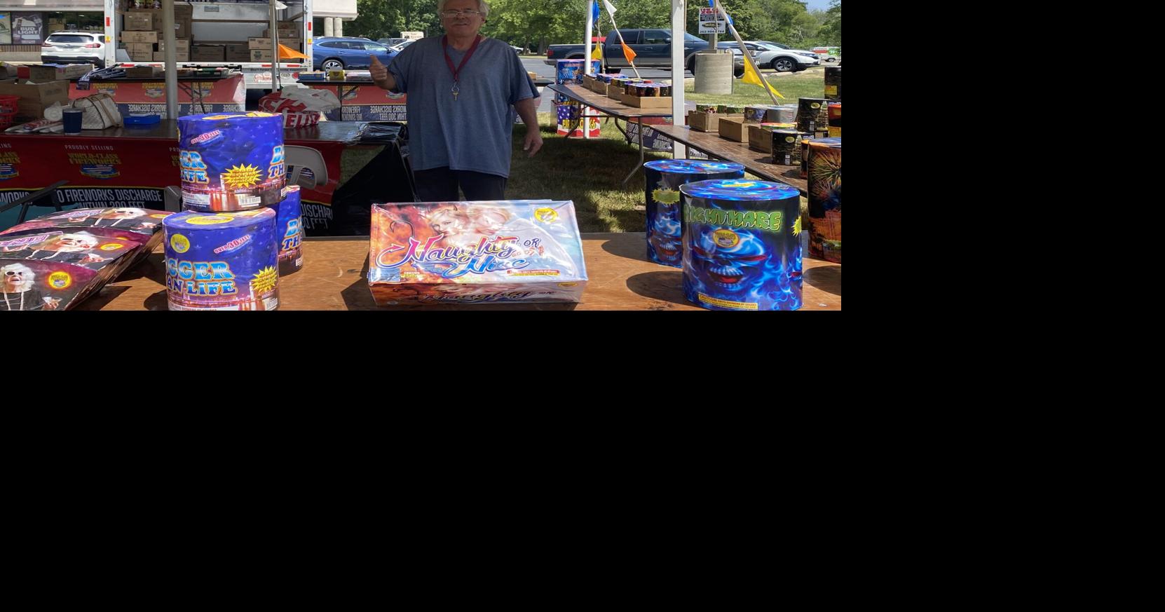 Food and clothing drive ongoing outside Timer's liquor store. Here's