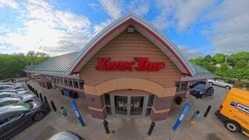 Meijer's O2O Loyalty Strategy Reshapes Convenience Retail | Offline-to-Online Expansion Opportunities for Sellers