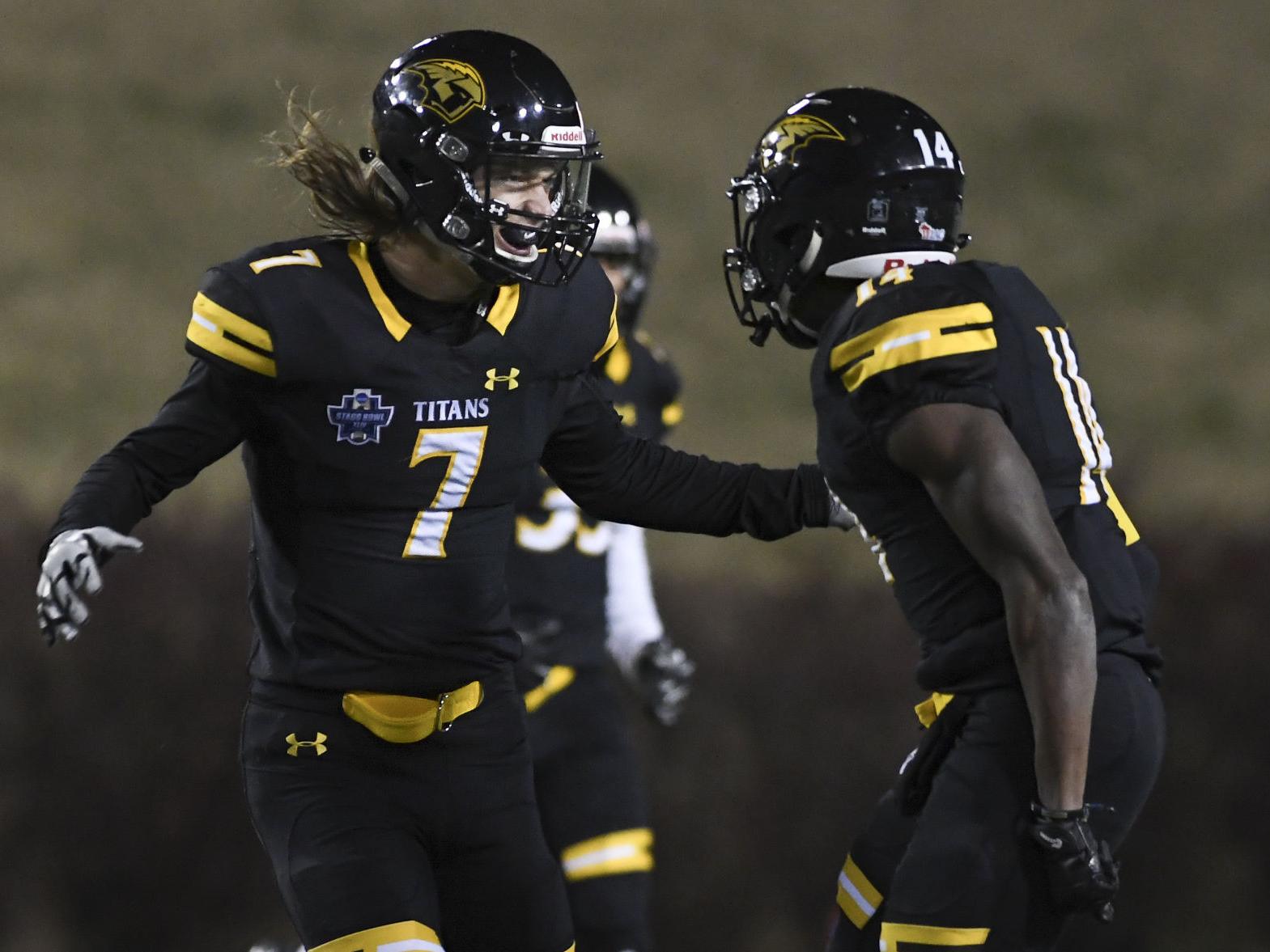 Oshkosh Runs Out Of Momentum In D Iii Title Game College Journaltimes Com Uw Oshkosh Football Schedule 2022