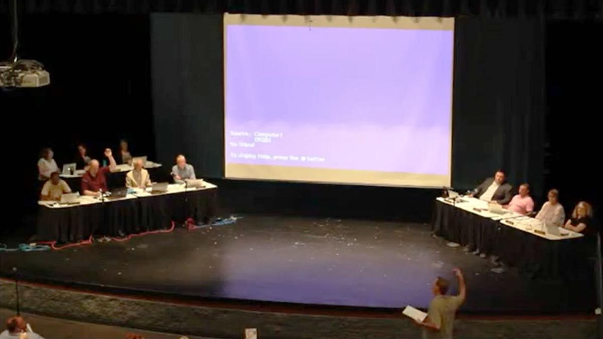 Man who made anti-Islam remark, shared mask inaccuracies applauded at Burlington School Board meeting