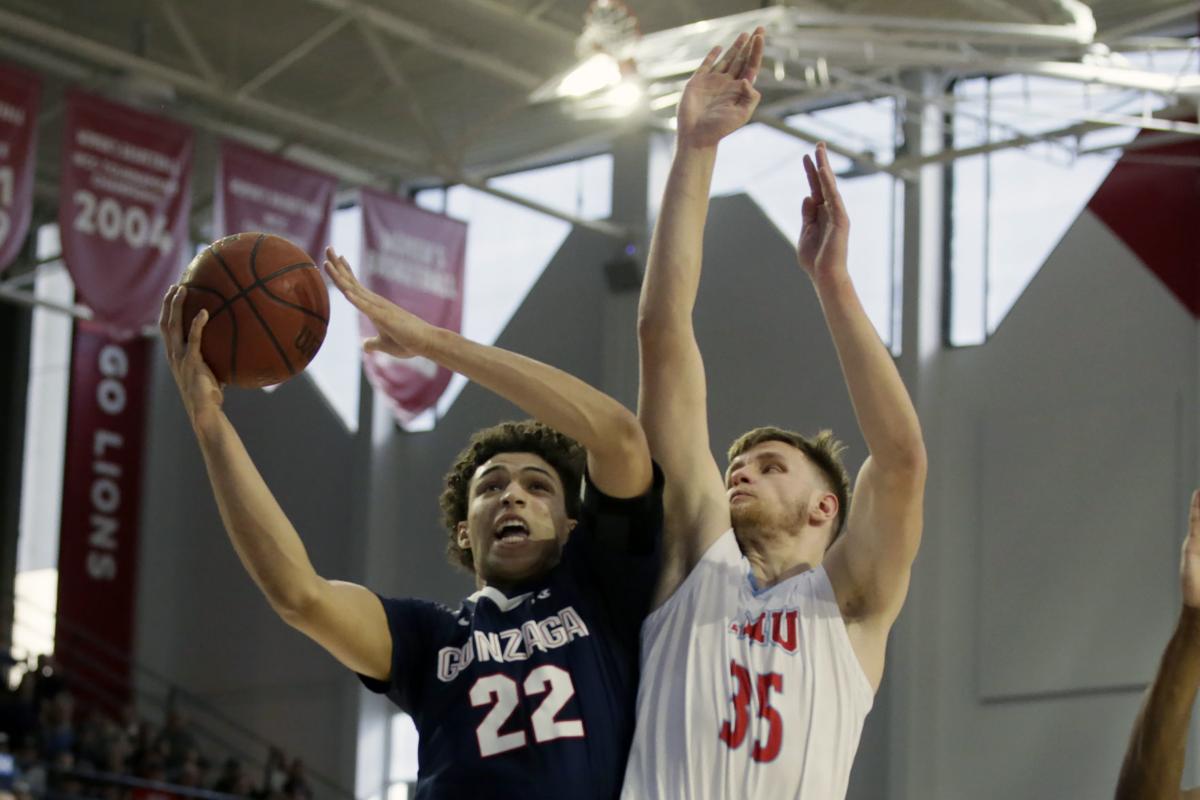 Gonzaga Chasing Down History Journaltimes Com