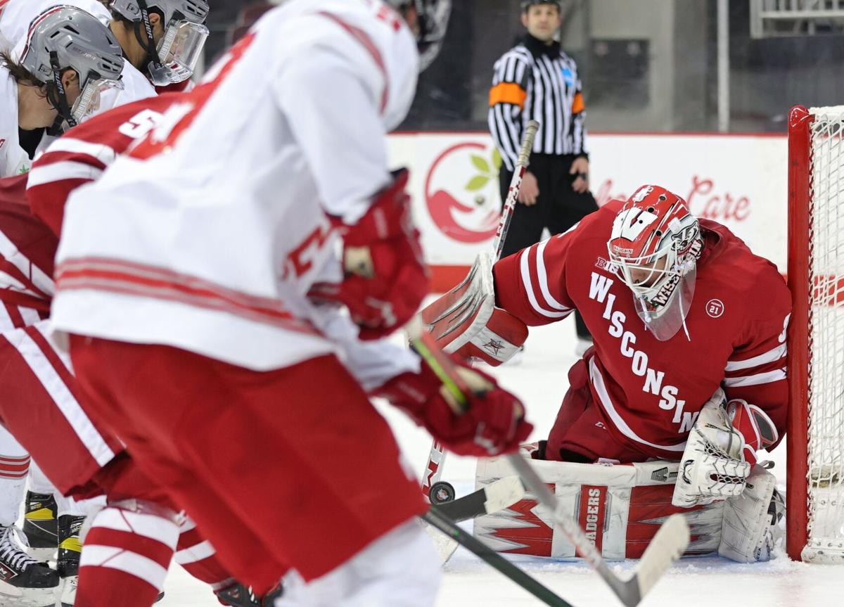 Powerplay goals, key penalty kill give Badgers men's hockey team