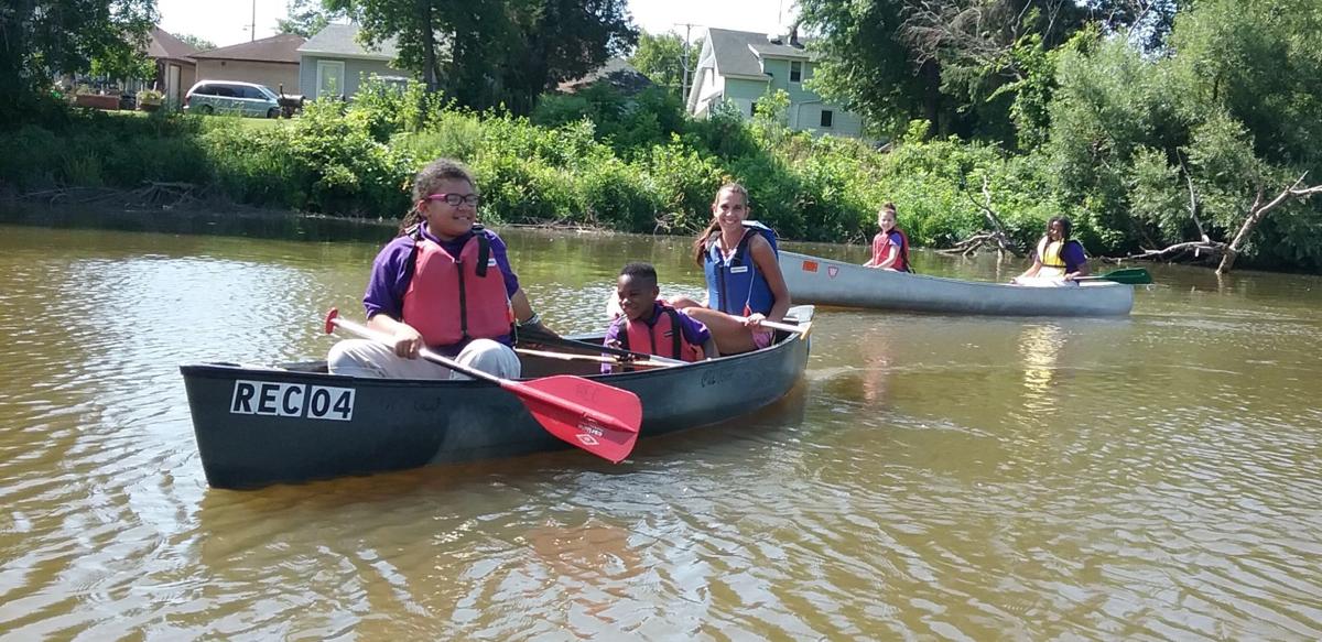 Canoe photo
