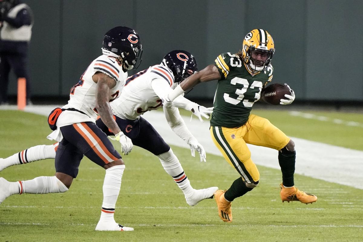 Aaron Jones - Bears Packers