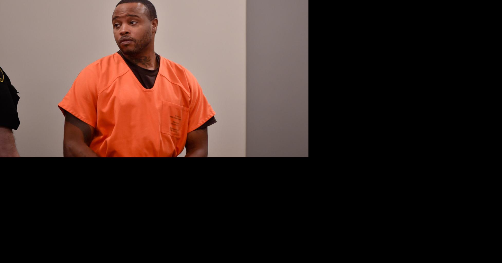 Man accused in murder requests to represent himself