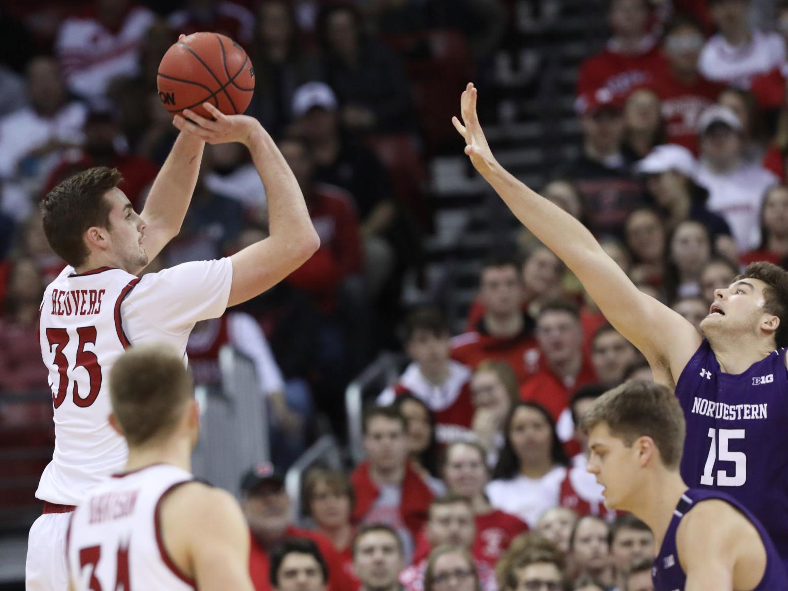Wisconsin Basketball Badgers Win Move Into 3 Way Tie Atop Big