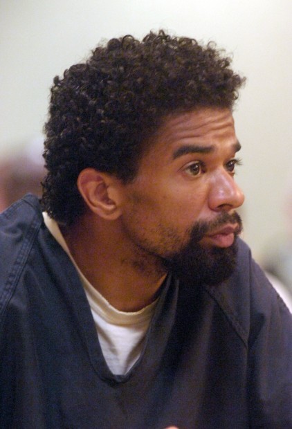 Teen testifies to sexual relationship with prison officer | Crime and