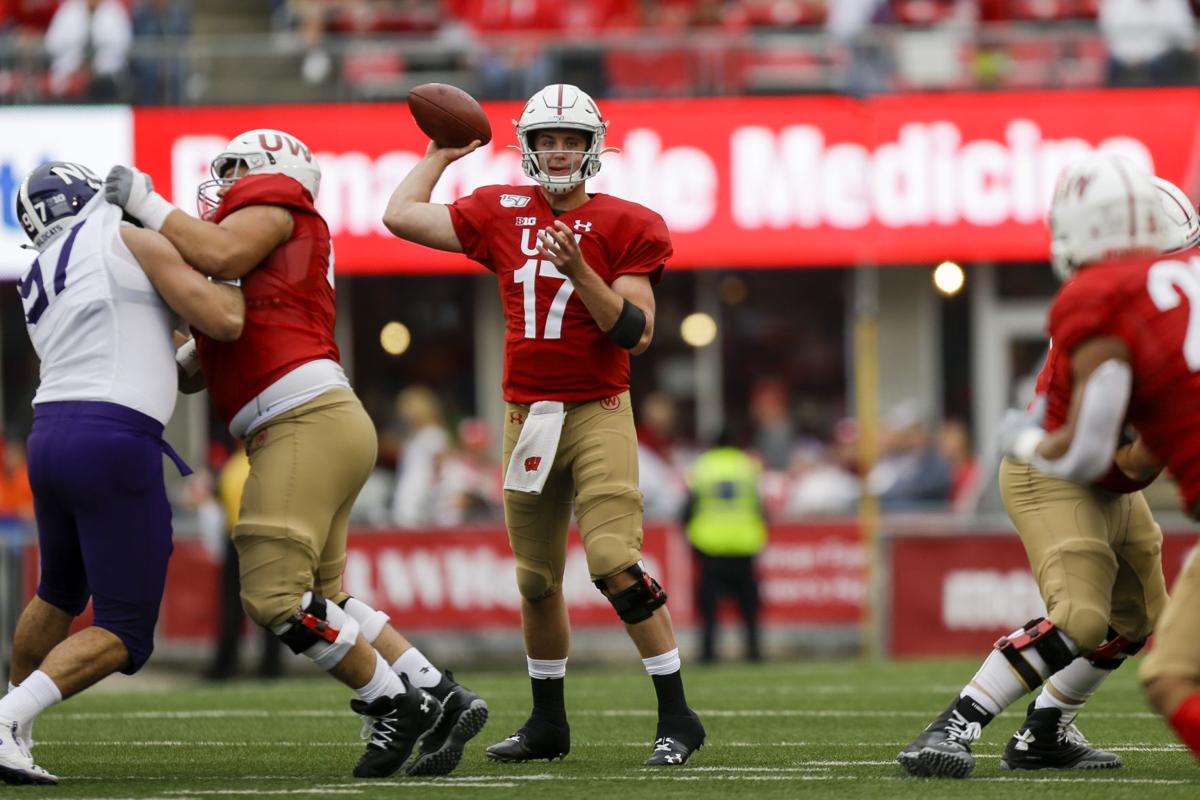 Tom Oates Badgers Warning Light Flashes On Football