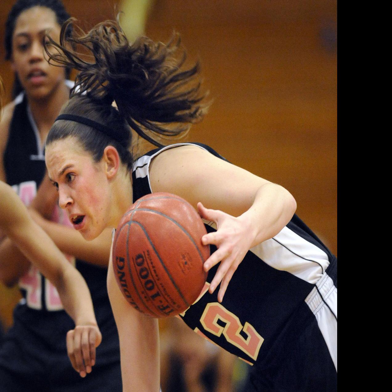 Peter Jackel A Tough Call But Case S Logic Best Girls Basketball Player Of 2010s Prep Sports Journaltimes Com