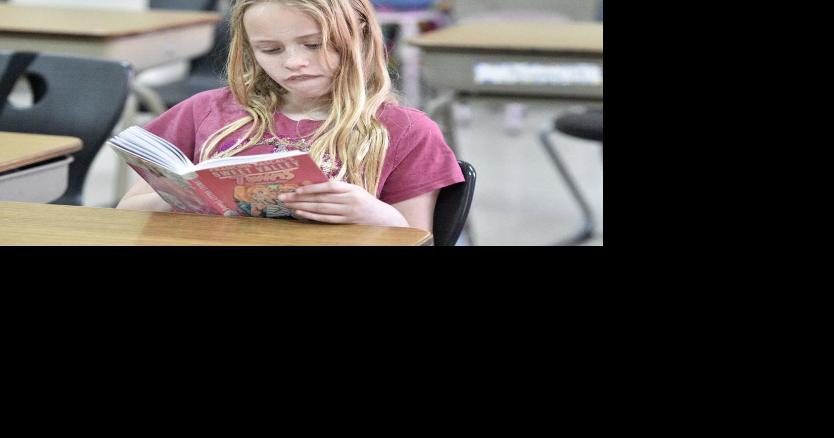 Gifford school focuses on literacy in readathon