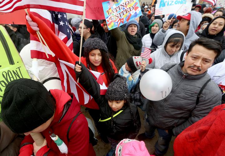 Latinos Rally 09-02182016113824