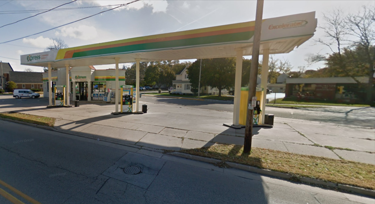 Regular customer at Burlington gas station accused of swinging knife