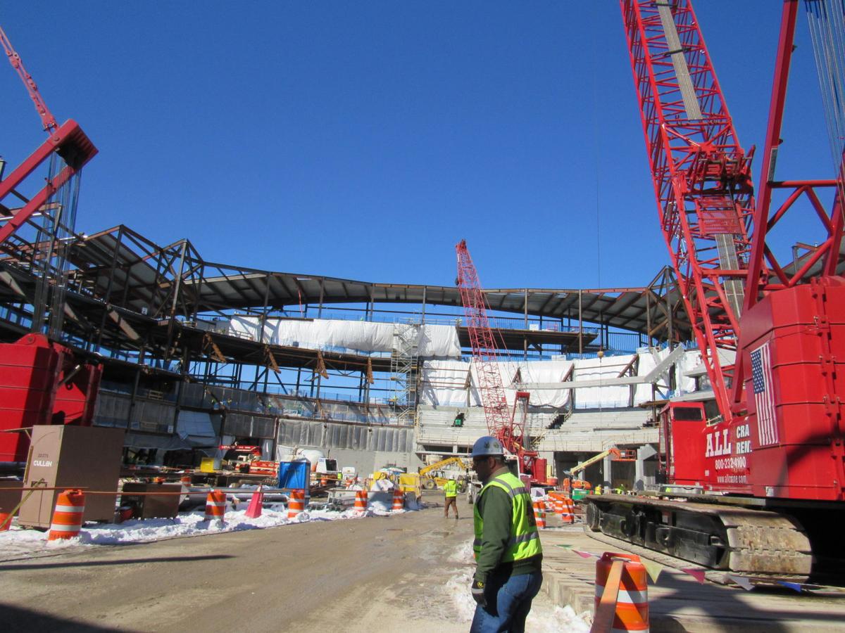 New Milwaukee Bucks arena on schedule but pressure remains | State and Regional | journaltimes.com