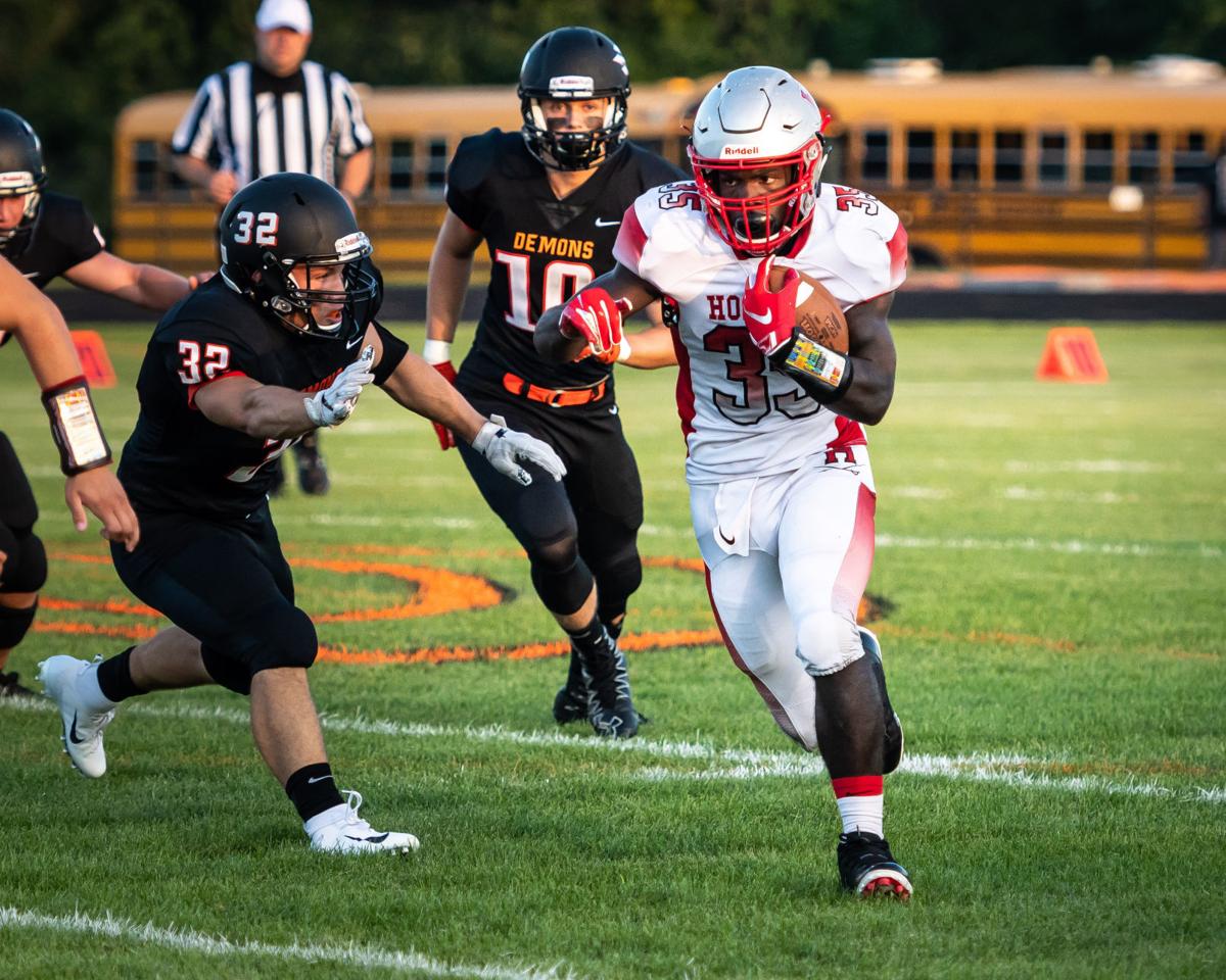 High School Football Horlick S Chapman Chooses Wayne State Prep